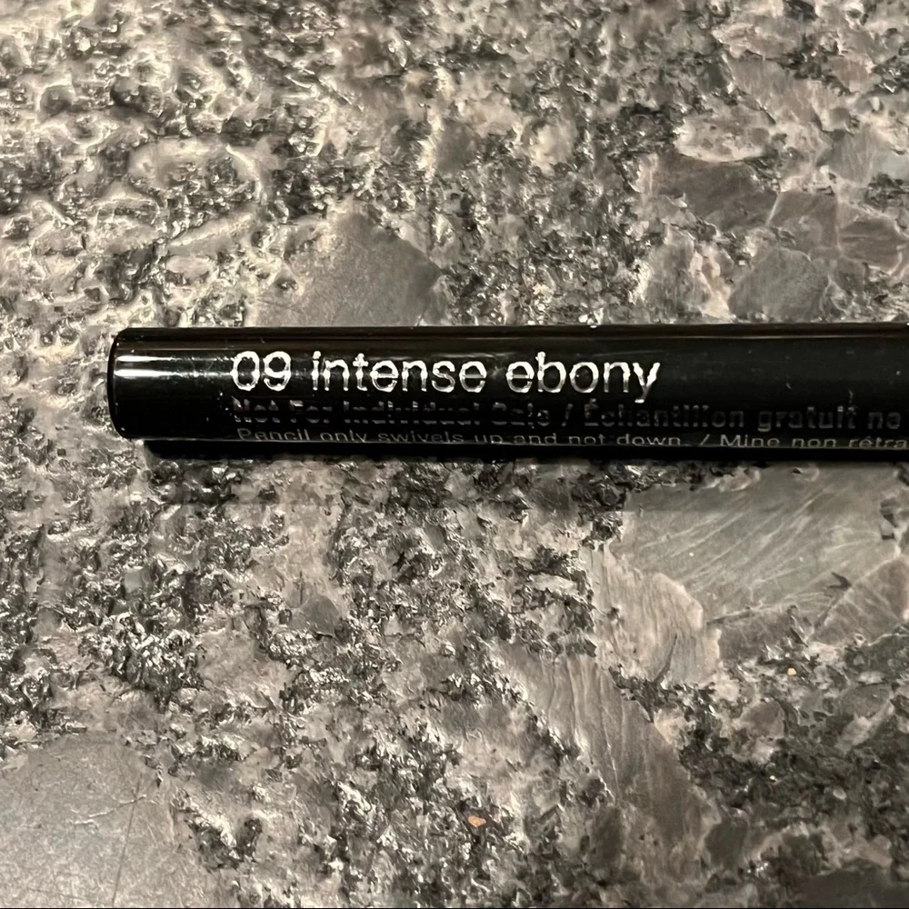 NIB Clinique quickliner intense ebony